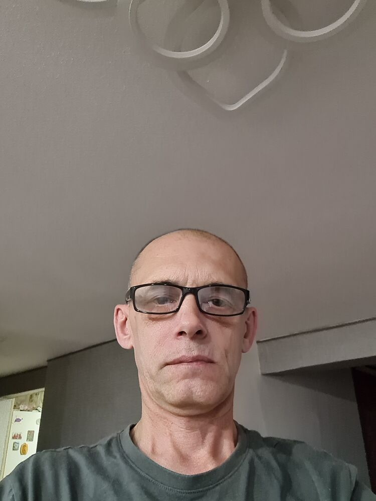  53326949  , 52 ,    