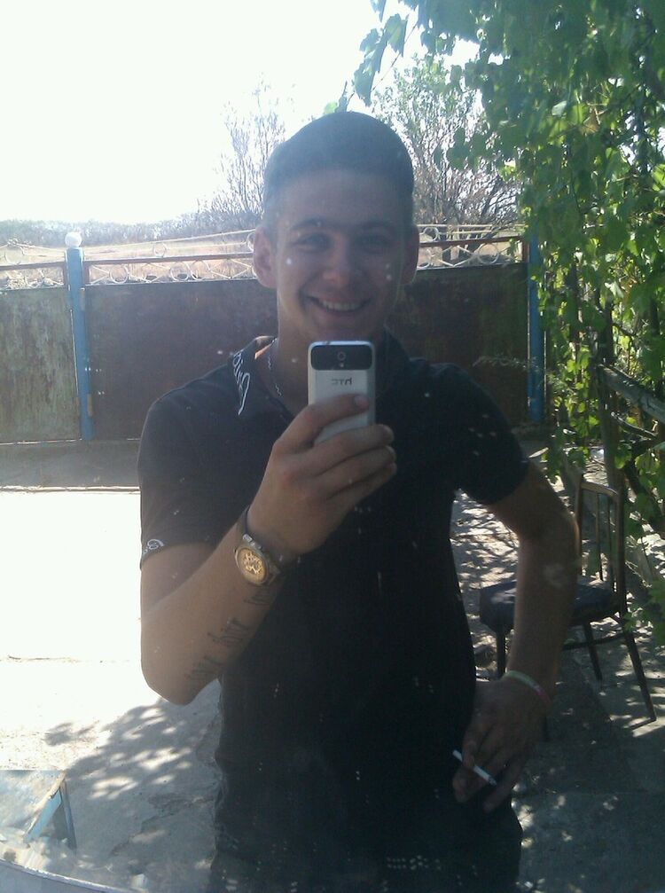  ,   Andrei, 27 ,   ,   , c 
