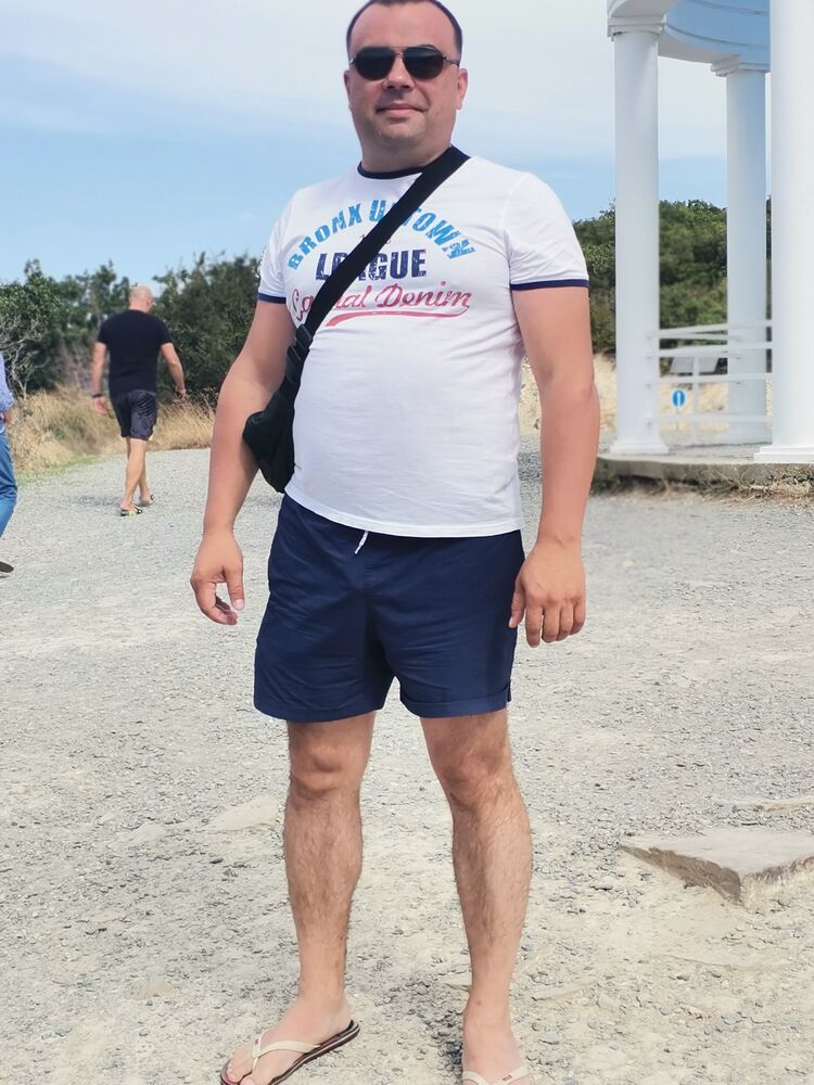  46427909  , 42 ,    