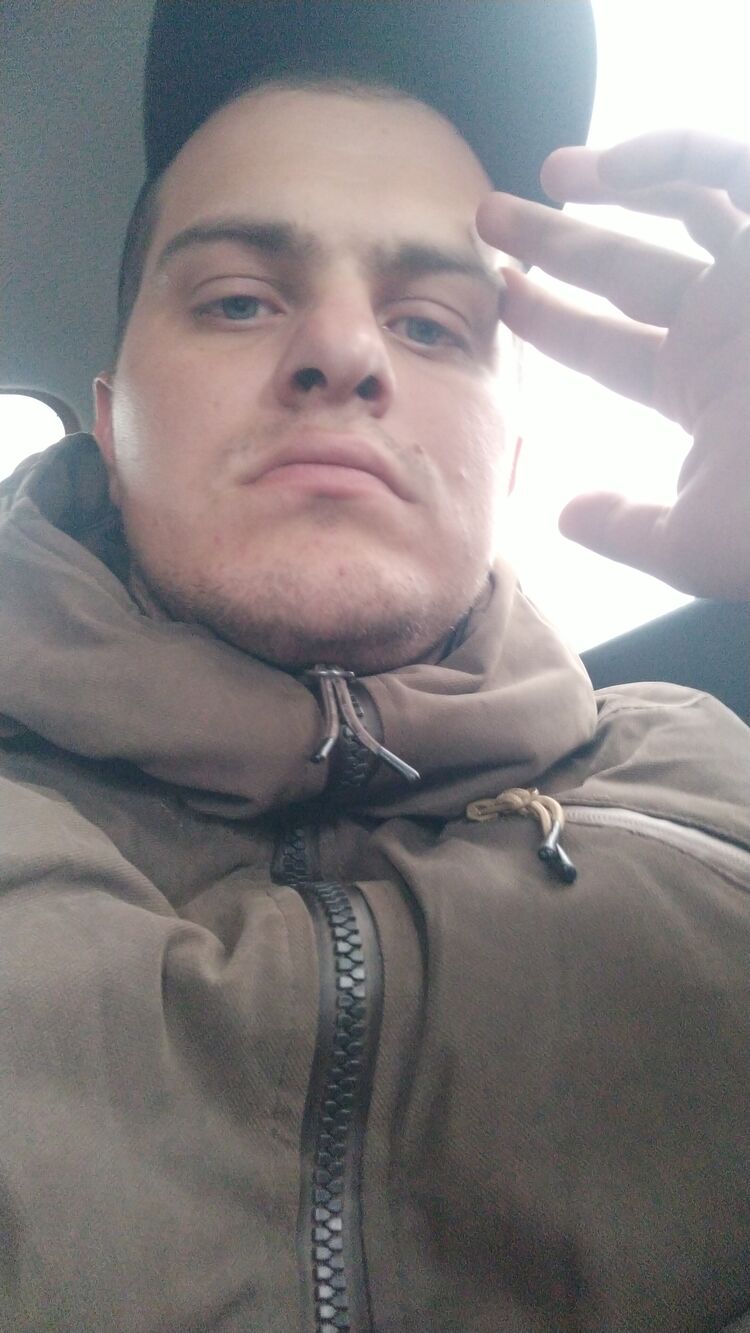  39468549  , 28 ,    