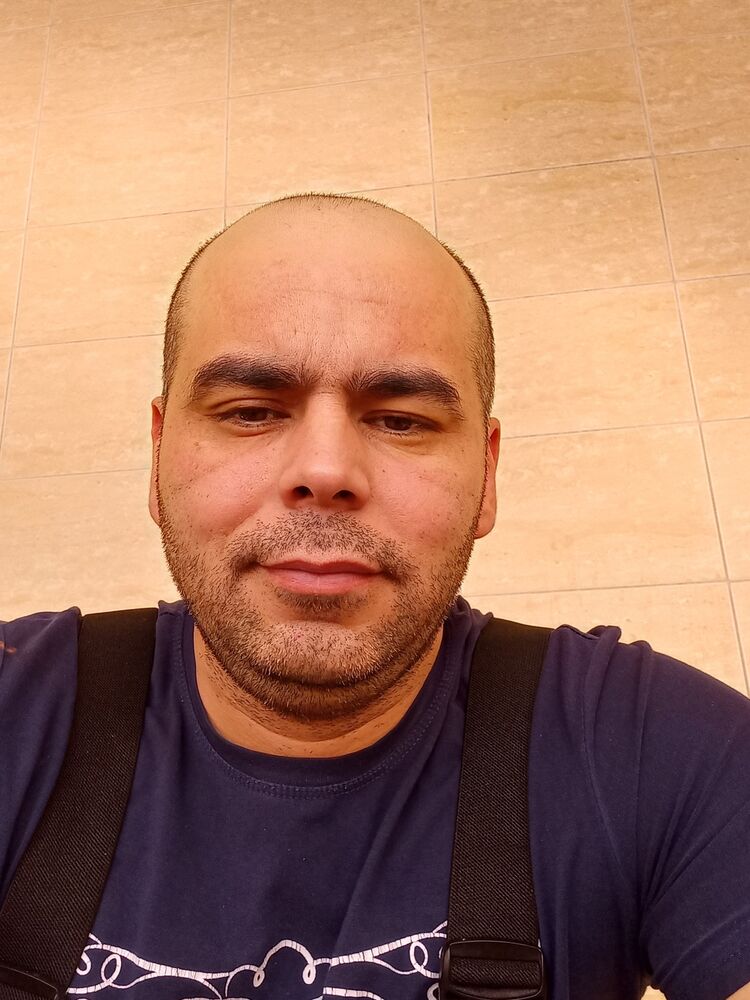  33683049  , 42 ,    
