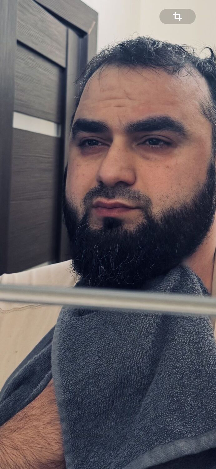  53749909  Zaur, 34 ,    
