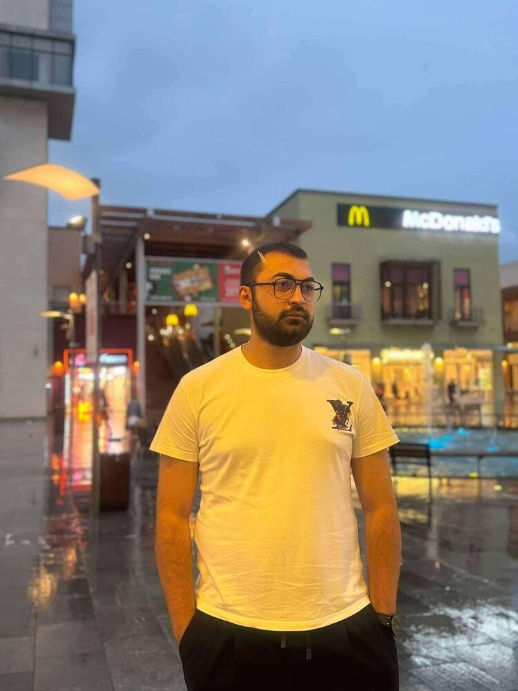  52607639  Temo, 25 ,    