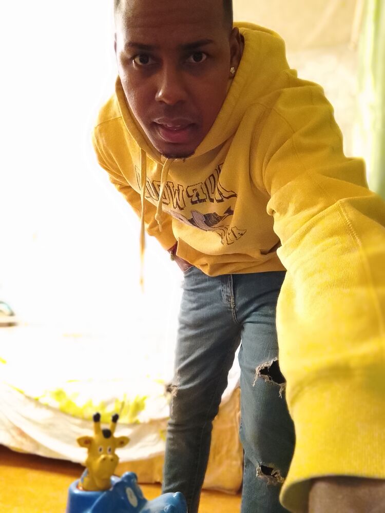  40789439   , 31 ,    