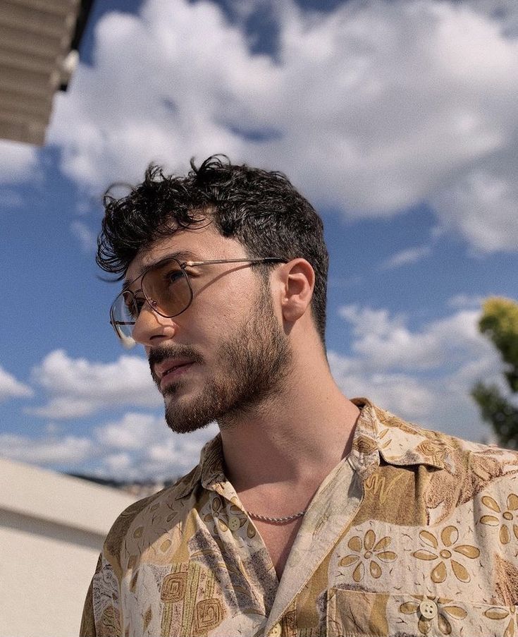  45247569  G_y_n_w, 19 ,    