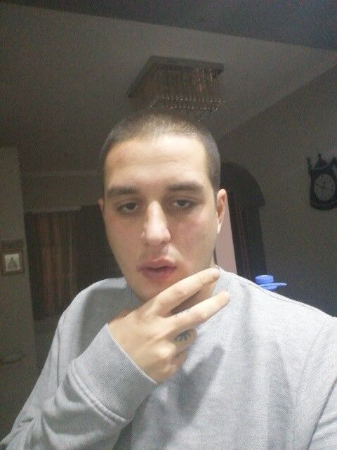  ,   Nikoloz, 28 ,   ,   , c 