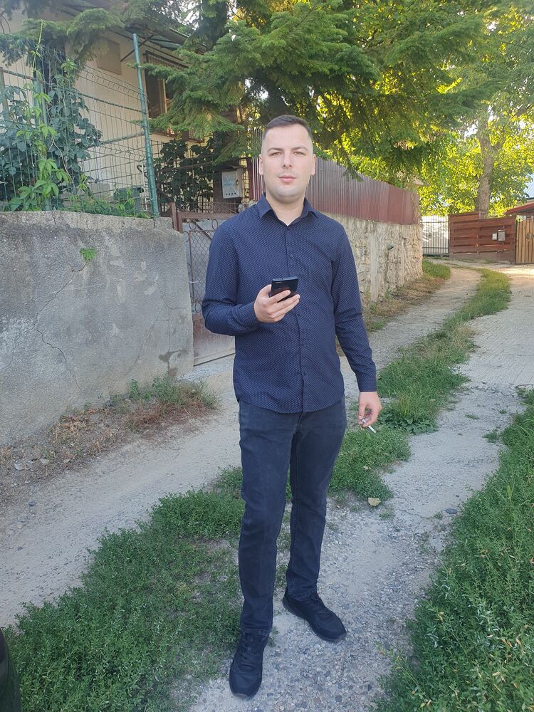  ,   Tonyy, 26 ,   ,   