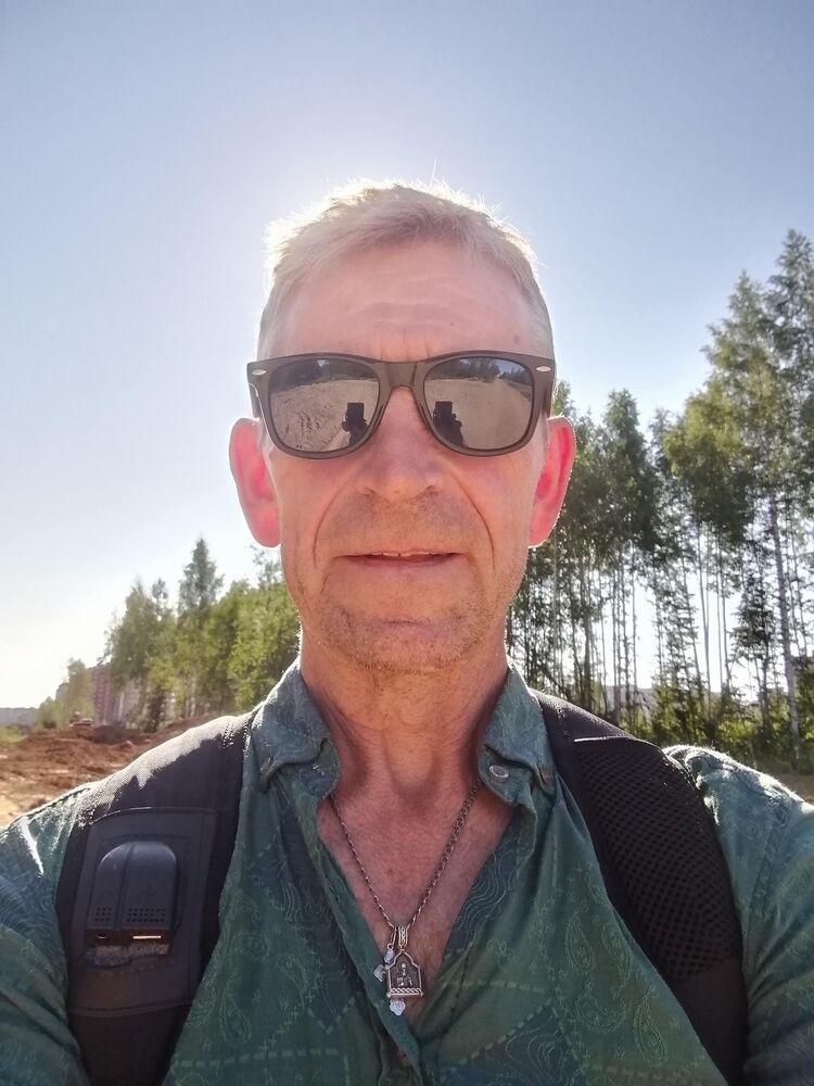  44792089  Kolli, 62 ,    