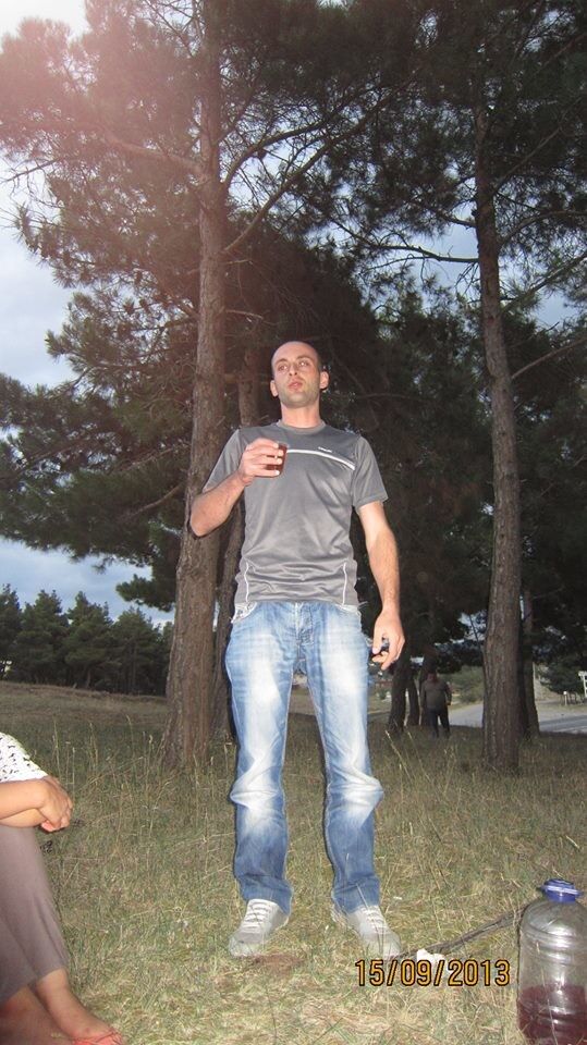  ,   Gio, 39 ,   