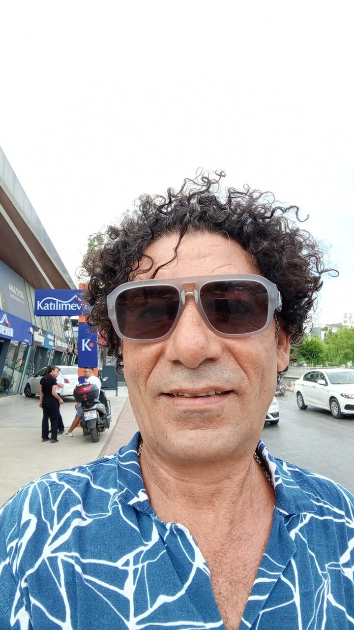  45452229  Tilah, 54 ,    