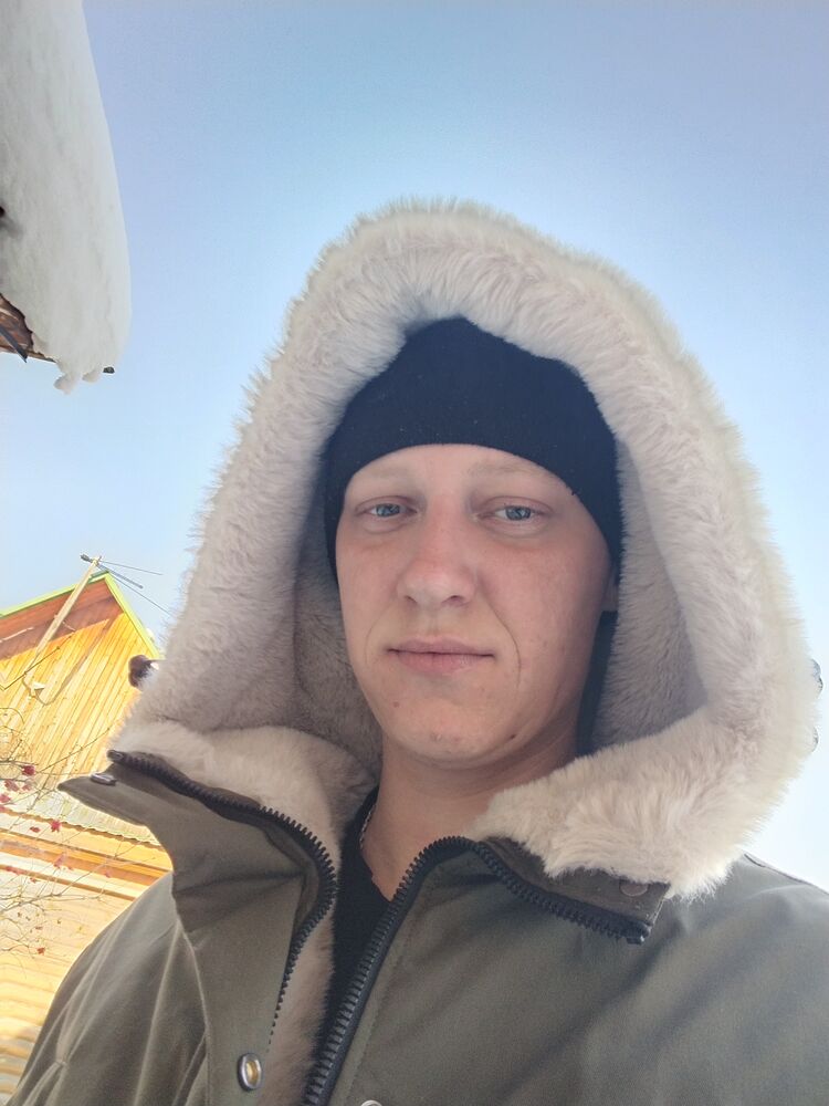  ,   Vladislav, 28 ,   c 