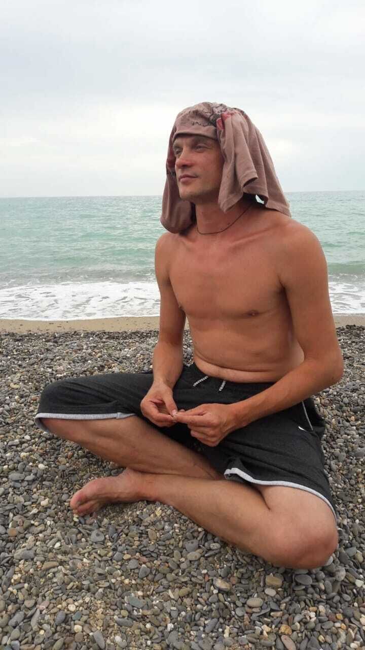  --,   , 39 ,   