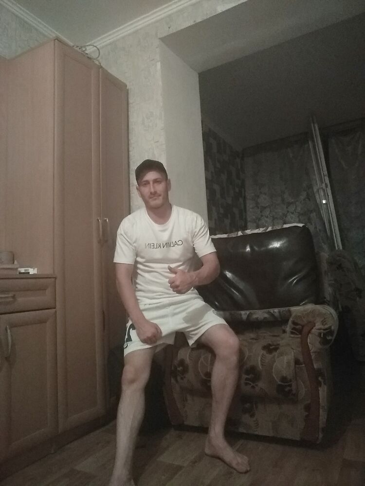  27978889  Edik, 32 ,    