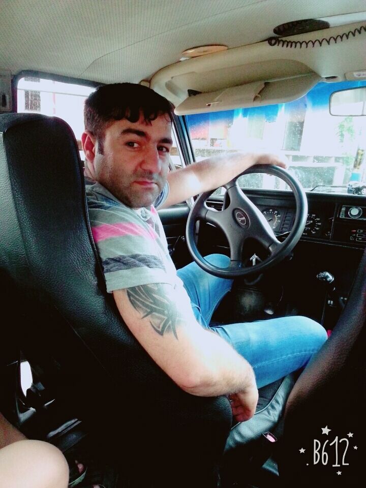  45351749  Sadiq, 39 ,    