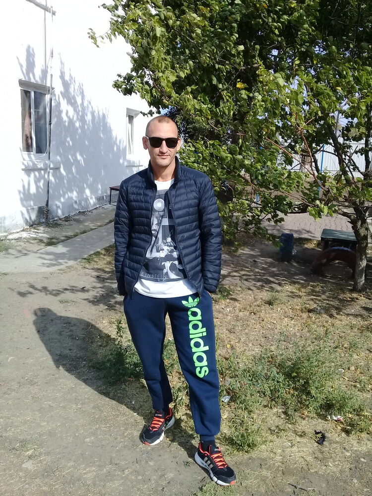  ,   Sergey, 41 ,   ,   , c 