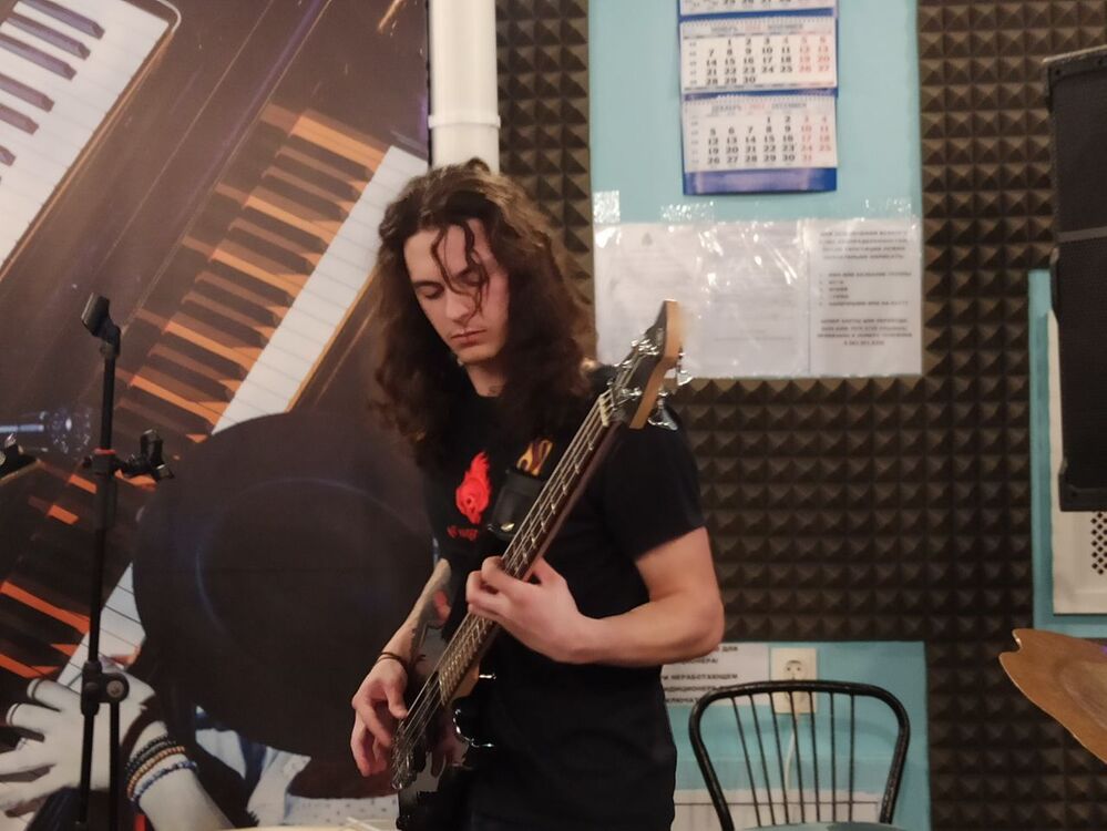  31105139  Alexey, 26 ,    