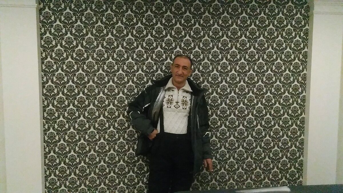  13530399  , 49 ,    