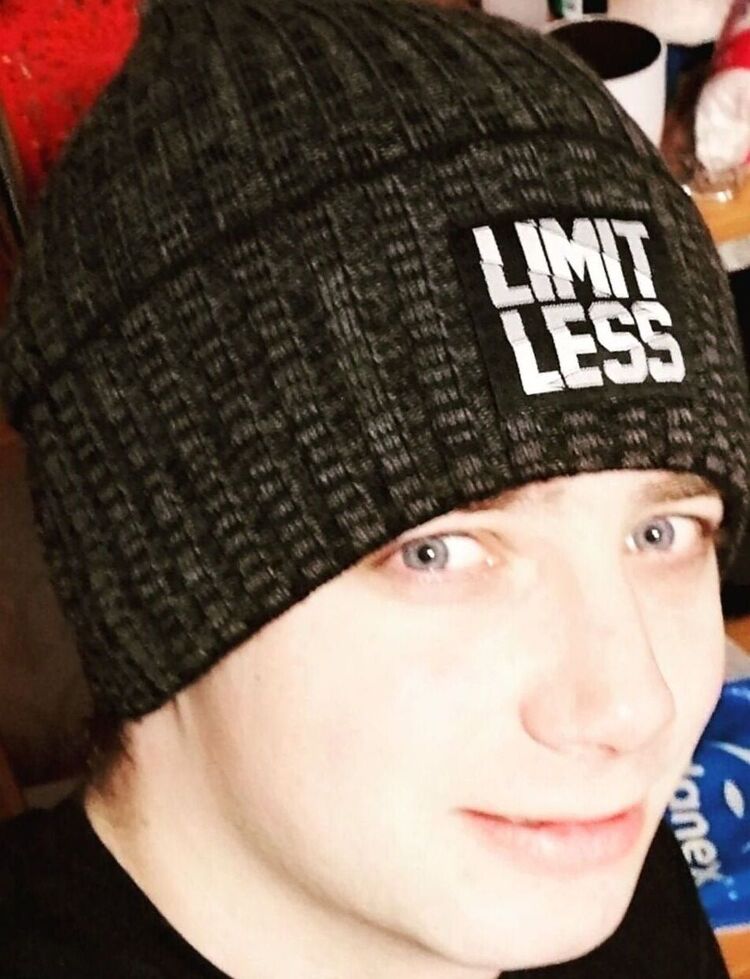  29723629  Mixail, 28 ,    