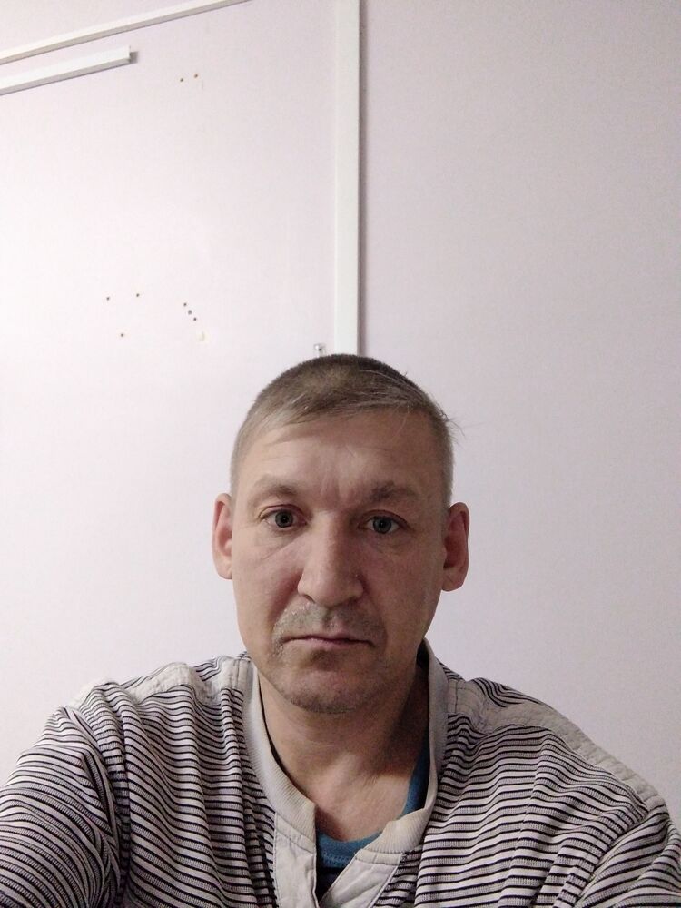  49051329  , 44 ,     