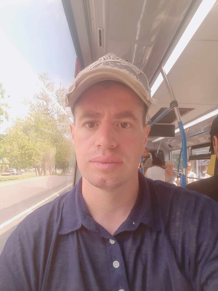  44908659  Farid, 31 ,    