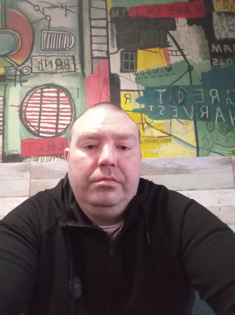  30402329  , 36 ,    
