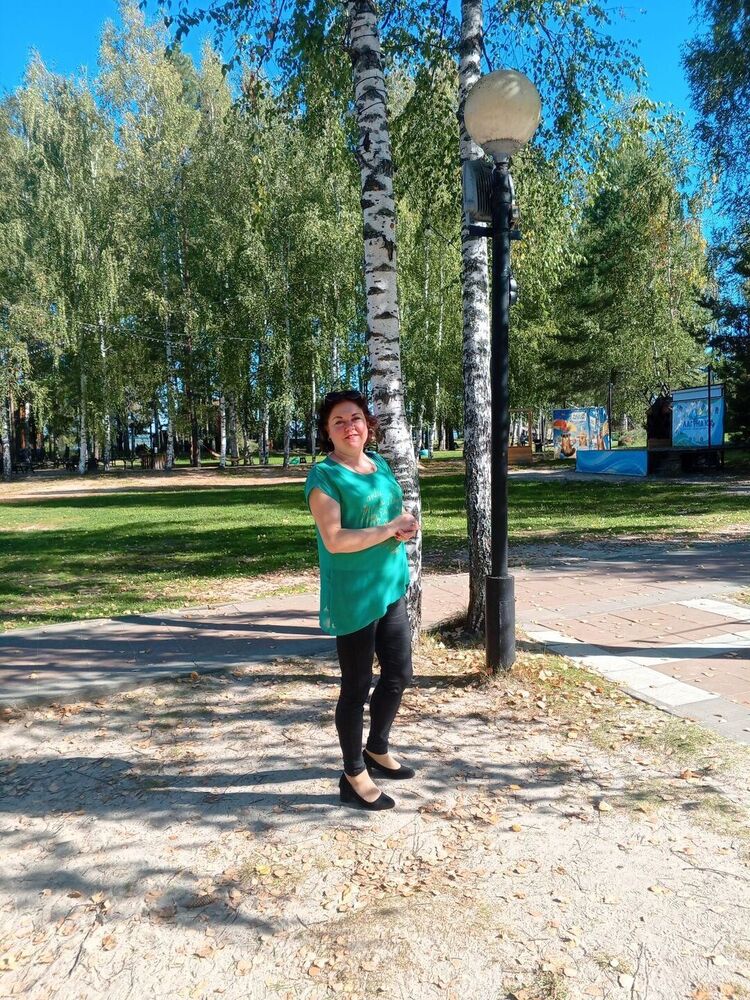  53757549  Elena, 39 ,     