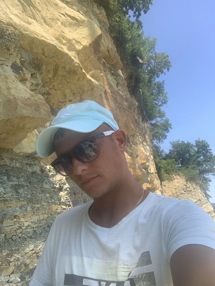  33203829  , 36 ,    -