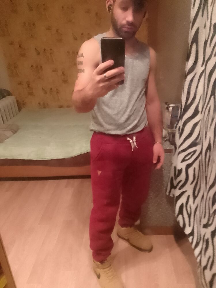  ,   Eliece, 29 ,   ,   
