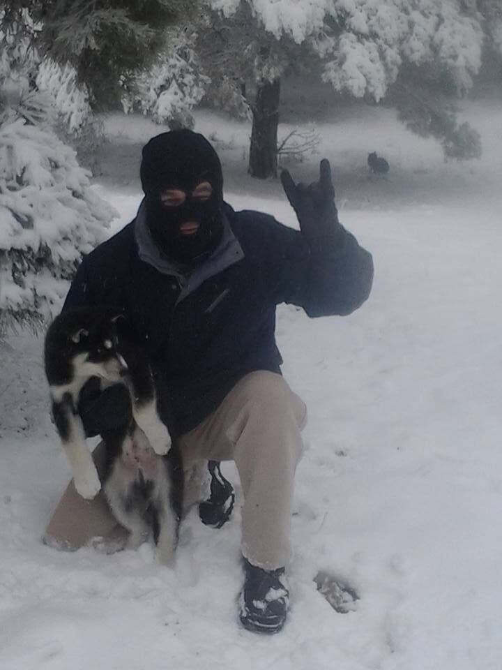  34658649  Niko hunter, 49 ,    