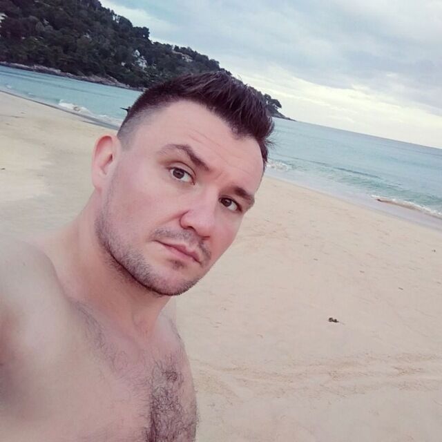  ,   Alex, 36 ,   ,   , c , 
