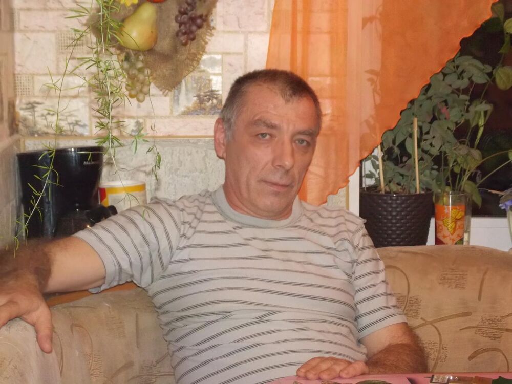  ,   Oleg, 60 ,   
