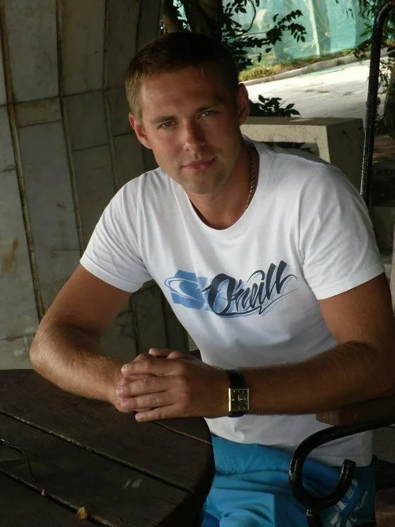  ,   Roman, 33 ,   ,   