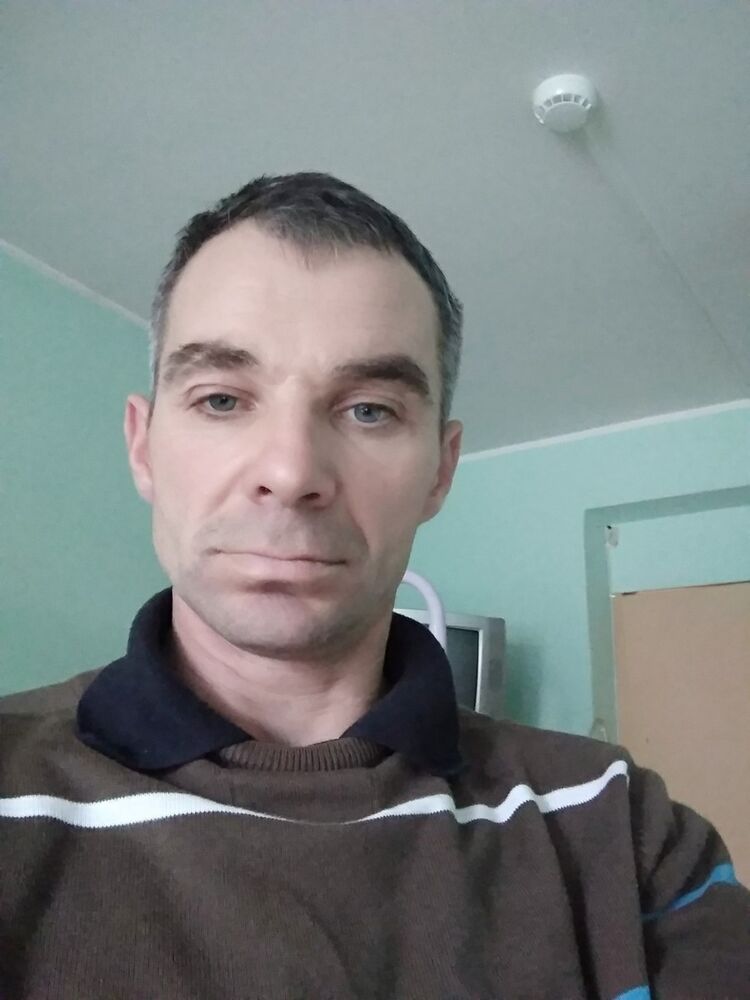  ,   Robert, 48 ,   ,   , c 