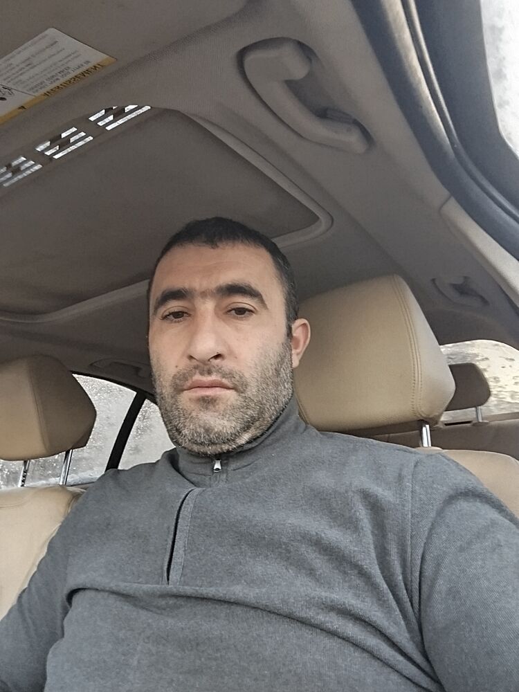  51211499  Arkad, 35 ,    