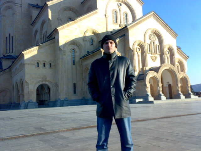  ,   Levani, 41 ,  