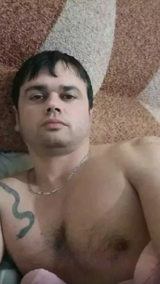  22439279  Ruslan, 43 ,    