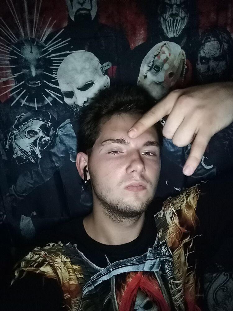  52918879  , 22 ,    