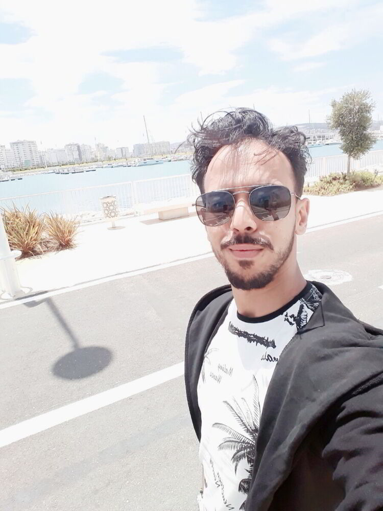  21265959  Hamza, 29 ,    