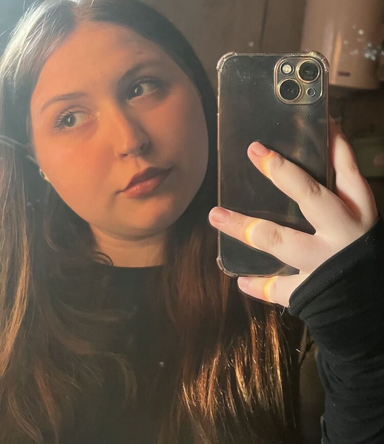  53240179  , 18 ,    