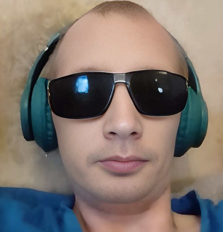  42791349  , 34 ,    