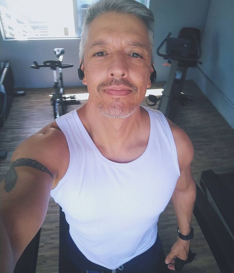  53988309  Canadec, 40 ,    