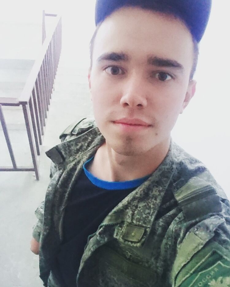  15875019  Nicholas, 28 ,    