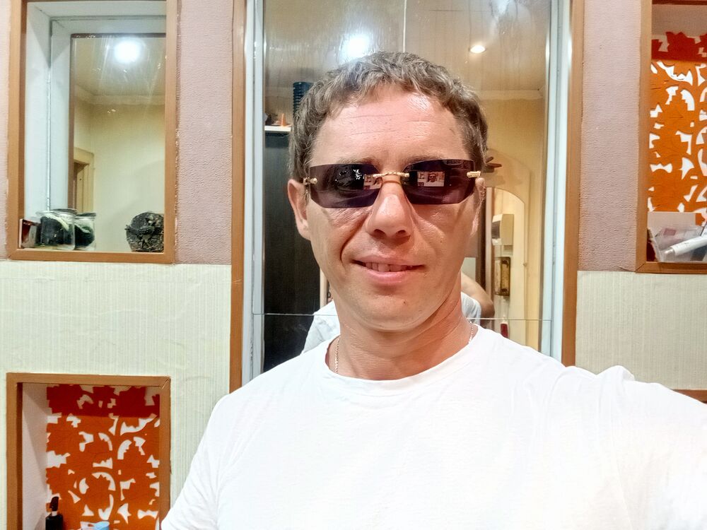  54238259  Dmitry, 39 ,    