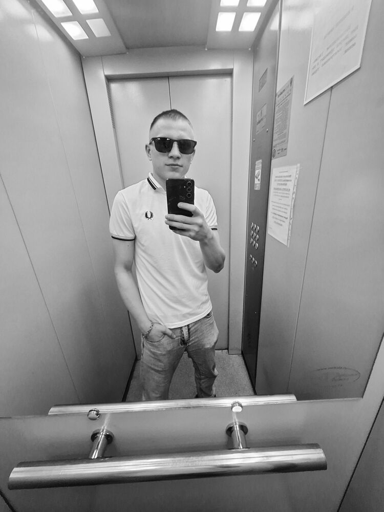  53969899  , 22 ,    -