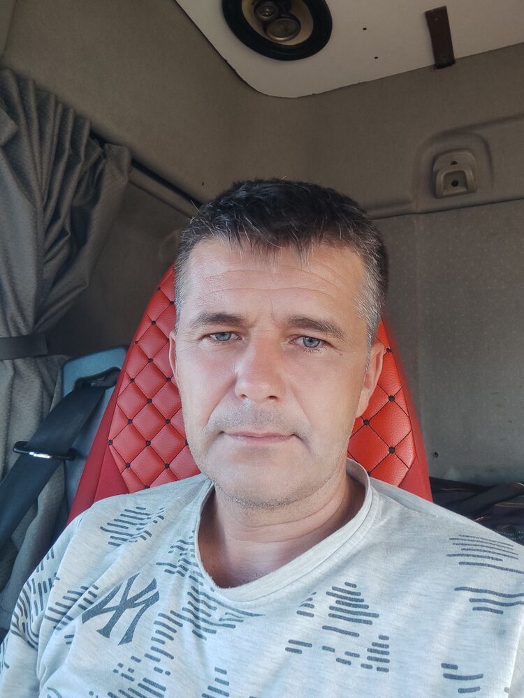  46083059  , 43 ,    
