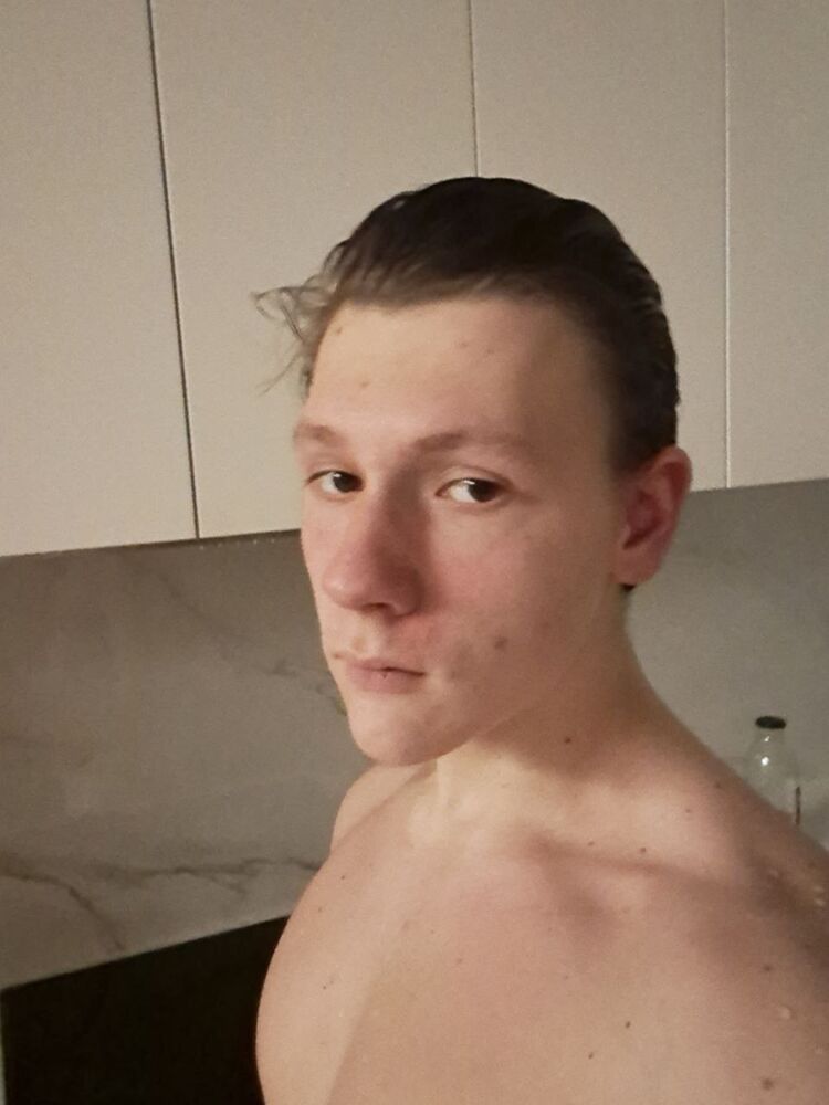  42227239  , 20 ,    