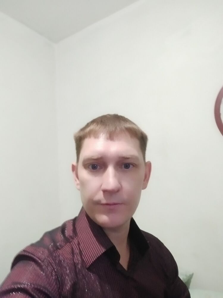  ,   Denis, 41 ,   c 