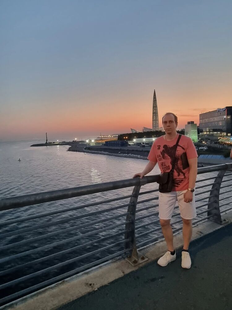  -,   Alexander, 41 ,     , c 