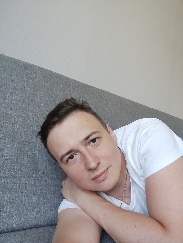  44529189  , 37 ,    