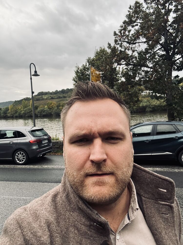 ���� 54666109 ������� ��������, 33 ����, ���� ���������� � Koblenz